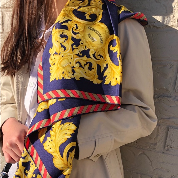 longchamp scarves